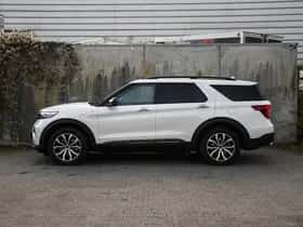 Ford Explorer (2025) thumbnail 5