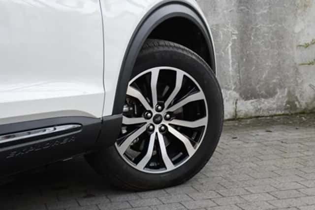 Ford Explorer (2025) thumbnail 10