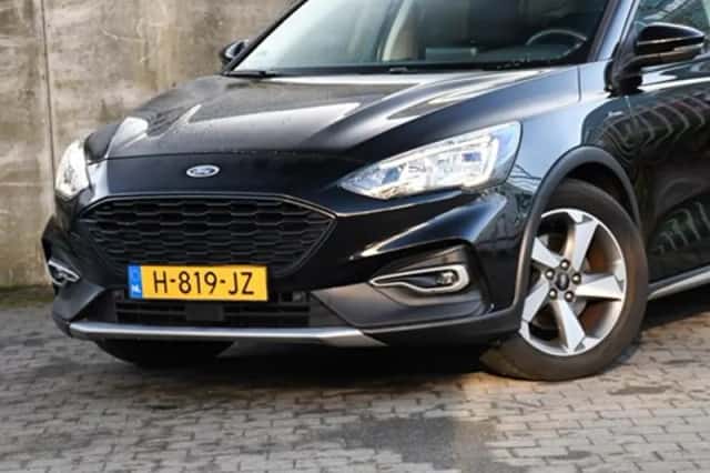 Ford Focus (2020) thumbnail 2