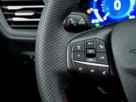 Ford Kuga (2023) thumbnail 37