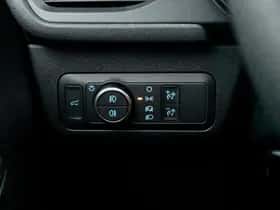Ford Kuga (2023) thumbnail 39