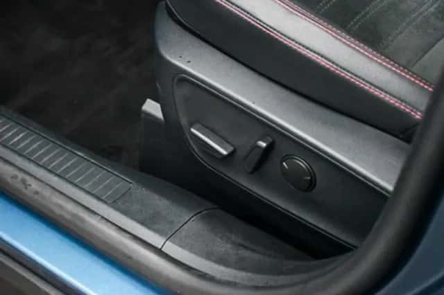 Ford Kuga (2023) thumbnail 13