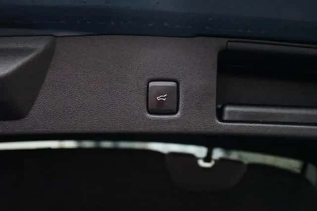 Ford Kuga (2023) thumbnail 18