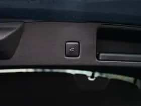 Ford Kuga (2023) thumbnail 18