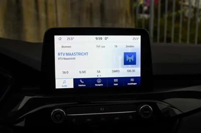 Ford Kuga (2023) thumbnail 24