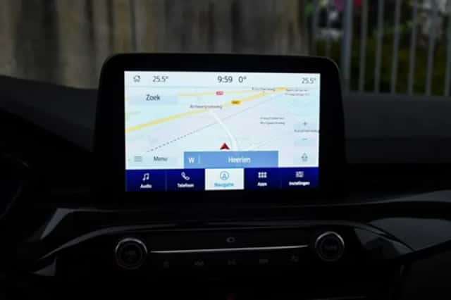 Ford Kuga (2023) thumbnail 25