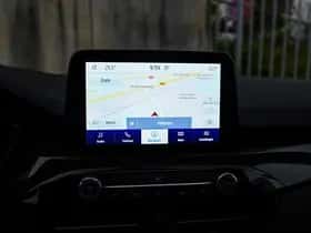 Ford Kuga (2023) thumbnail 25