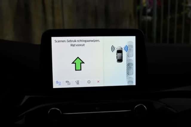 Ford Kuga (2023) thumbnail 26