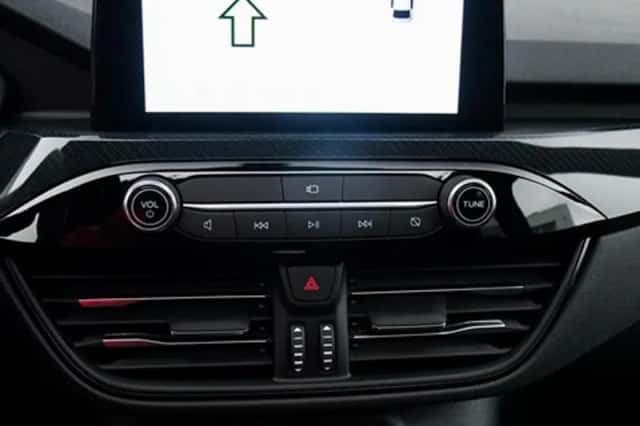 Ford Kuga (2023) thumbnail 29