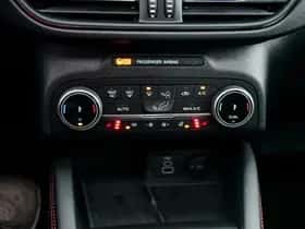 Ford Kuga (2023) thumbnail 30