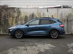 Ford Kuga (2023) thumbnail 4