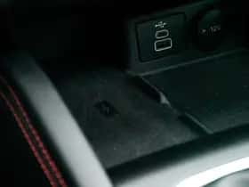 Ford Kuga (2023) thumbnail 33