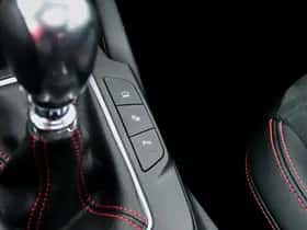 Ford Kuga (2023) thumbnail 35