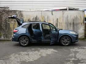 Ford Kuga (2023) thumbnail 43