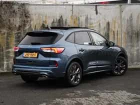 Ford Kuga (2023) thumbnail 6