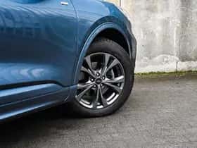 Ford Kuga (2023) thumbnail 8
