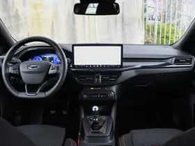 Ford Focus (2022) thumbnail 13