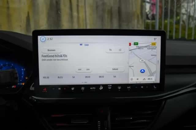 Ford Focus (2022) thumbnail 18