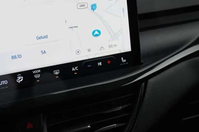 Ford Focus (2022) thumbnail 21