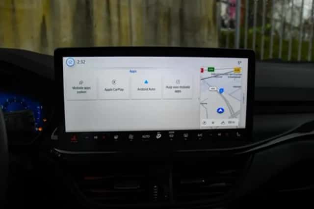 Ford Focus (2022) thumbnail 22