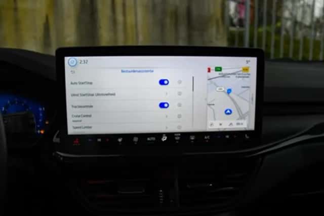 Ford Focus (2022) thumbnail 23