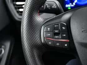 Ford Focus (2022) thumbnail 29