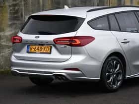 Ford Focus (2022) thumbnail 6