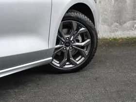Ford Focus (2022) thumbnail 7