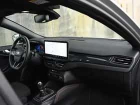 Ford Focus (2022) thumbnail 9