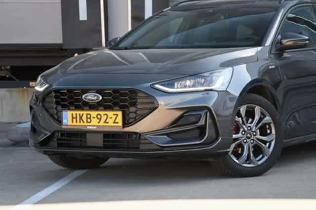 Ford Focus (2022) thumbnail 2