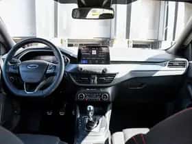 Ford Focus (2022) thumbnail 14