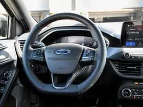 Ford Focus (2022) thumbnail 15