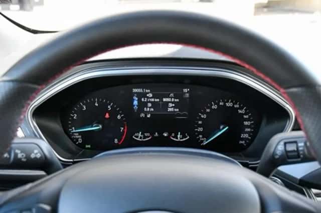 Ford Focus (2022) thumbnail 16