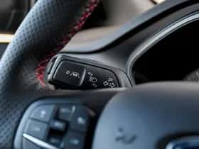 Ford Focus (2022) thumbnail 27