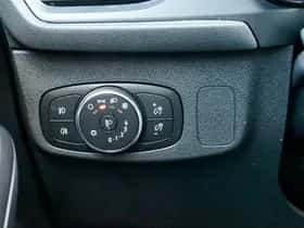 Ford Focus (2022) thumbnail 28