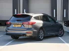 Ford Focus (2022) thumbnail 5