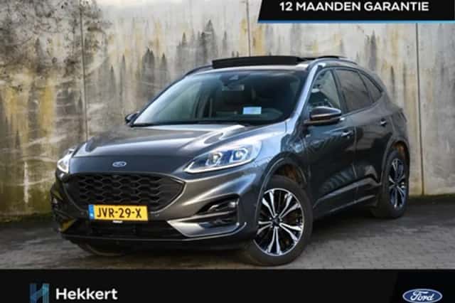 Ford Kuga (2022) thumbnail 1