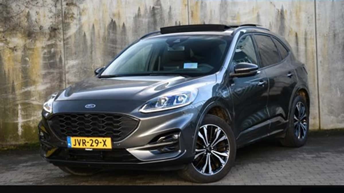 Ford Kuga (2022) — foto 1