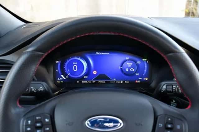 Ford Kuga (2022) thumbnail 22