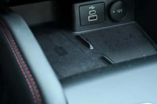 Ford Kuga (2022) thumbnail 33