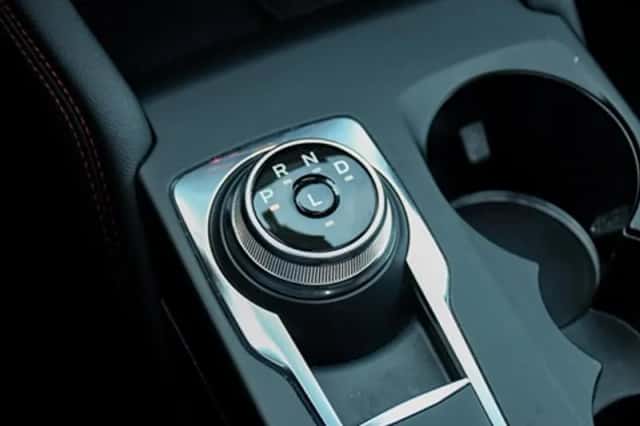Ford Kuga (2022) thumbnail 34