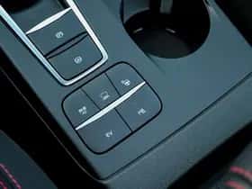 Ford Kuga (2022) thumbnail 35