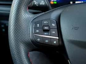 Ford Kuga (2022) thumbnail 37