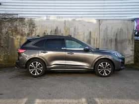 Ford Kuga (2022) thumbnail 5