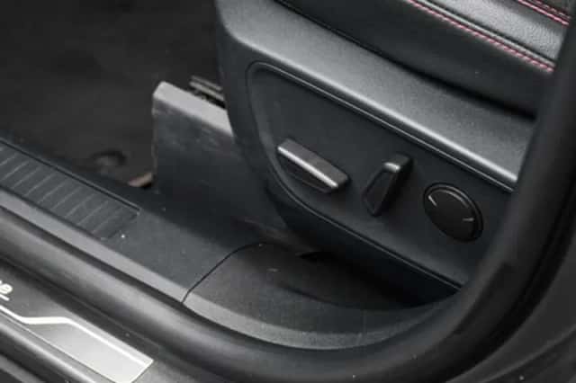 Ford Kuga (2022) thumbnail 13