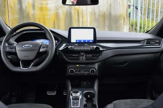 Ford Kuga (2022) thumbnail 18