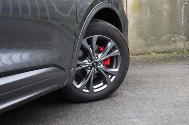 Ford Kuga (2022) thumbnail 8