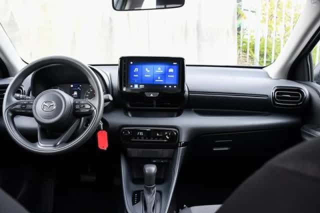 Mazda 2 (2025) thumbnail 12
