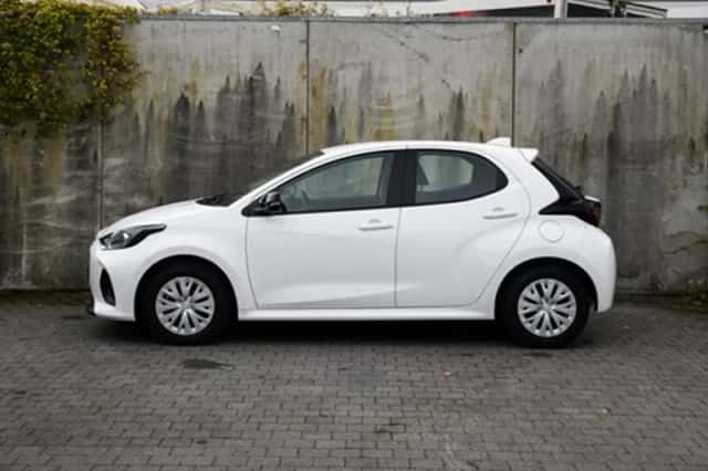 Mazda 2 (2025) thumbnail 3