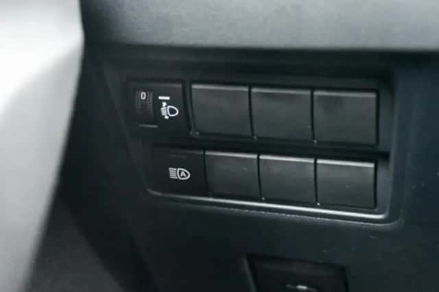Mazda 2 (2025) thumbnail 25